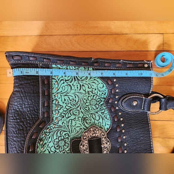 Black and turquoise purse - Picture 8 of 9